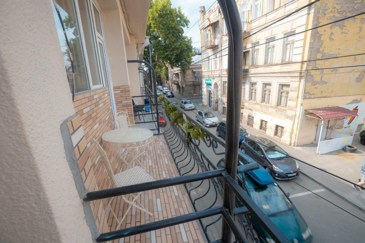 Wine Hostel Тбилиси Екстериор снимка