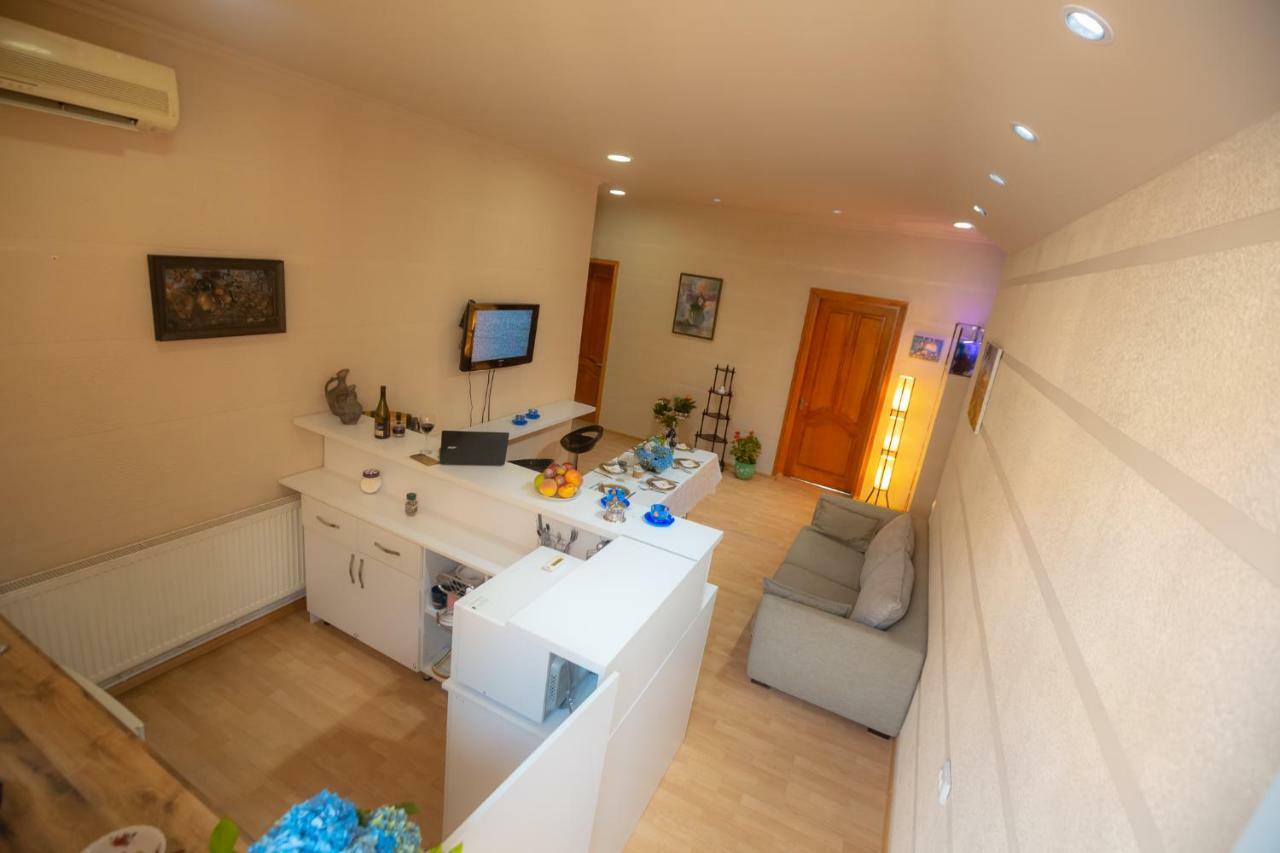 Wine Hostel Тбилиси Екстериор снимка