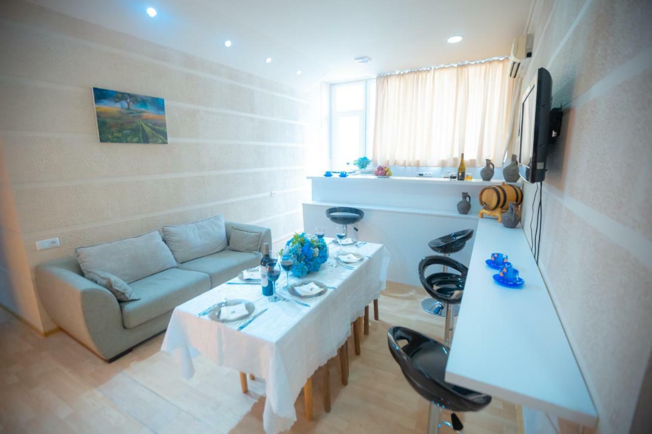 Wine Hostel Тбилиси Екстериор снимка