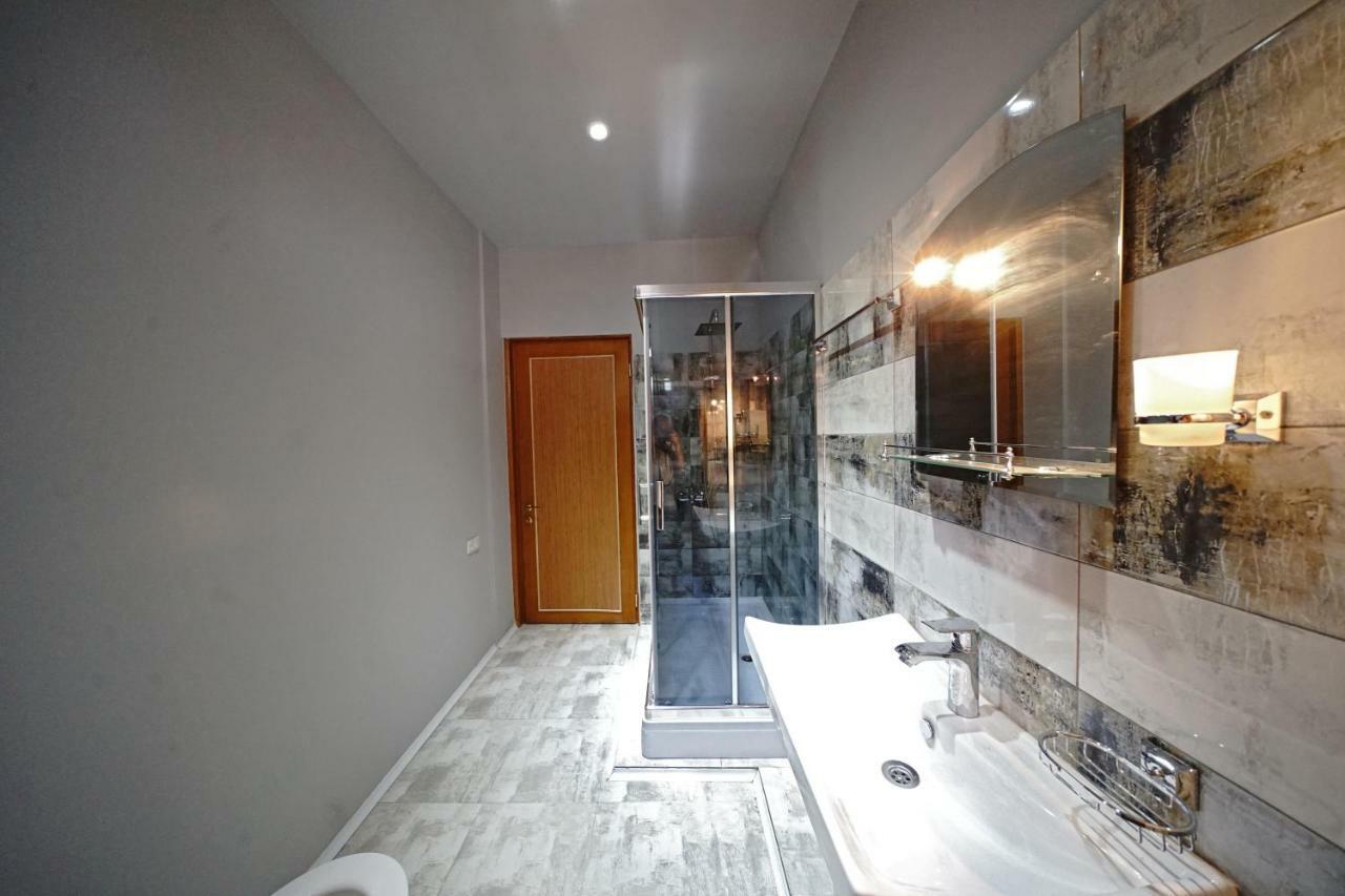 Wine Hostel Тбилиси Екстериор снимка